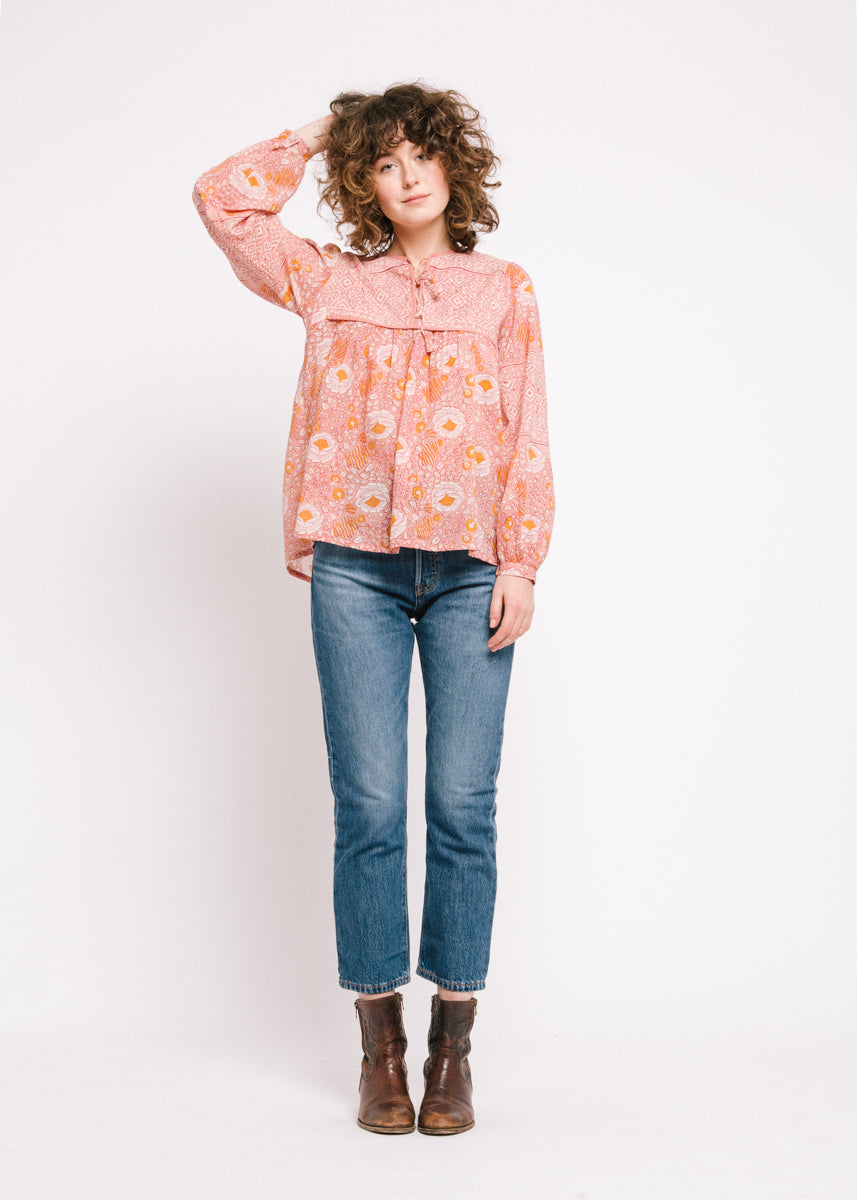 Yamini Booj Top, Sand