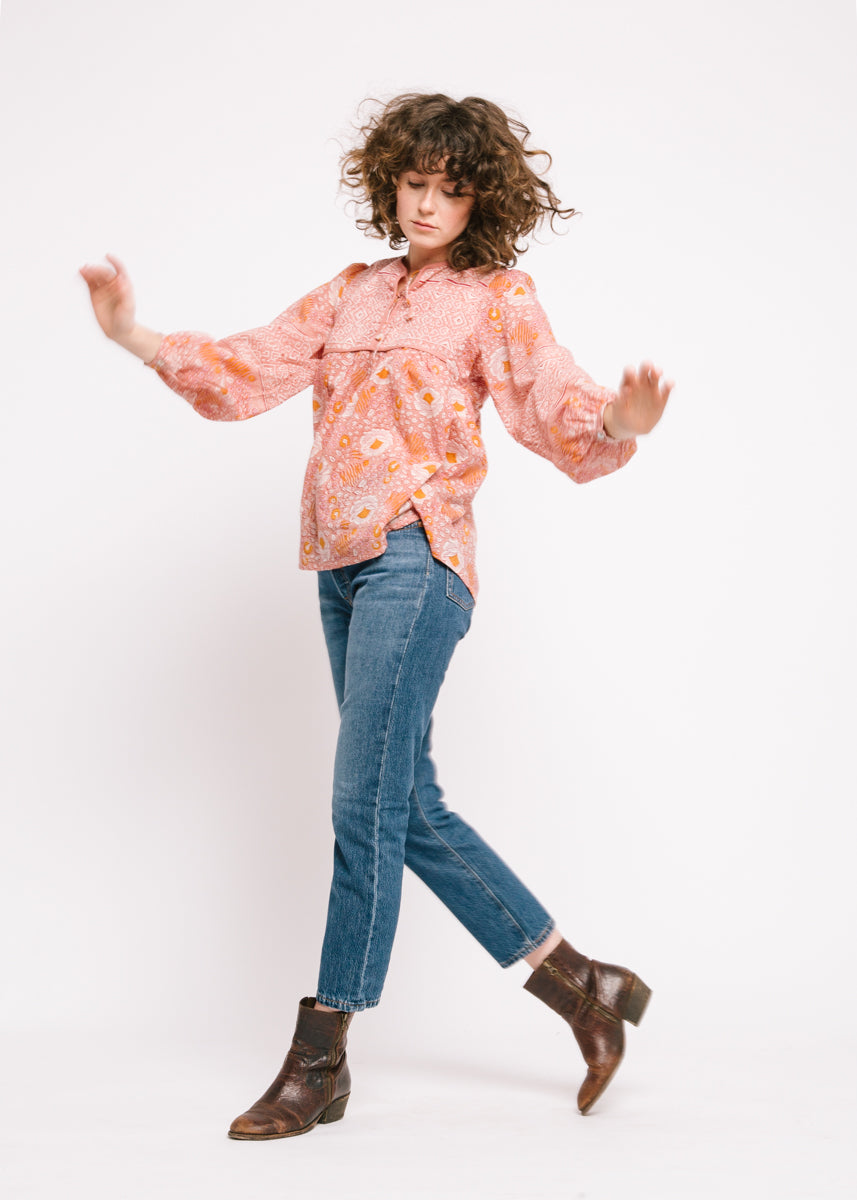 Yamini Booj Top, Sand