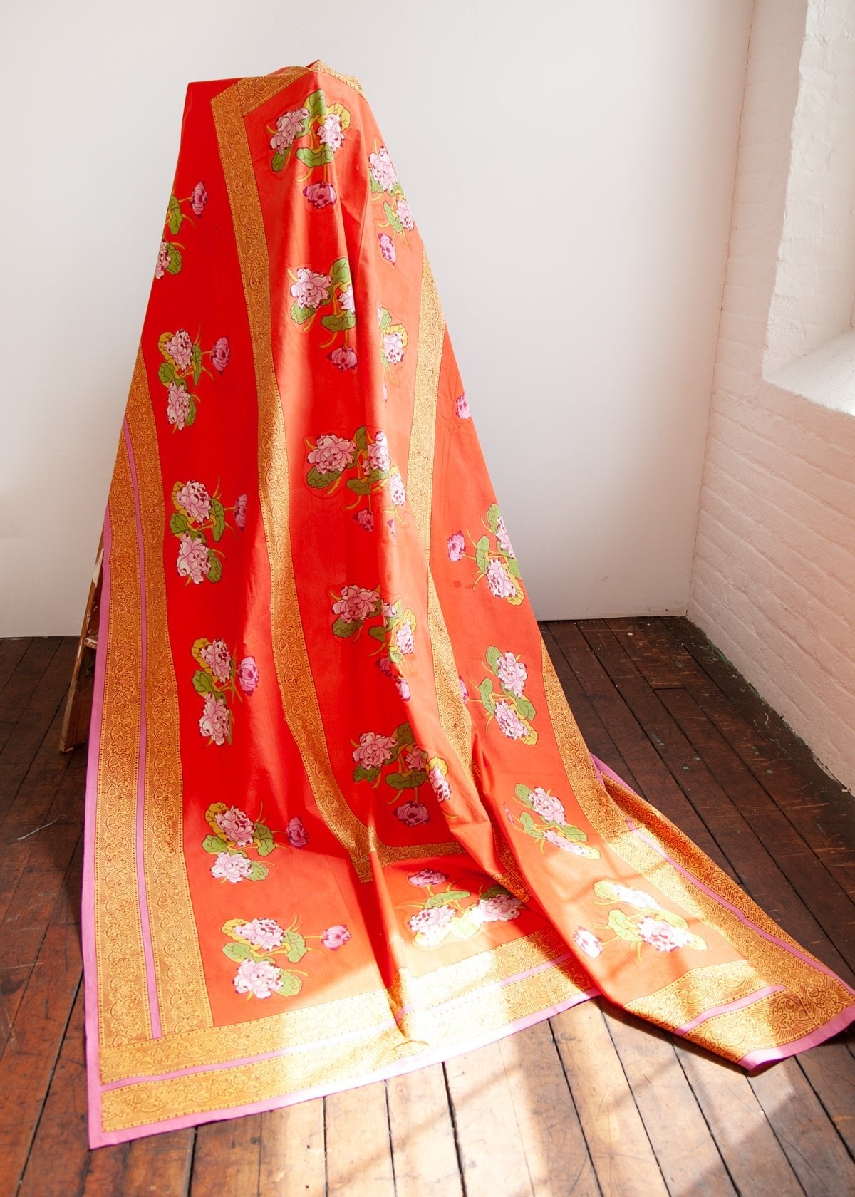 Lisa Corti Tablecloth Tea Flower