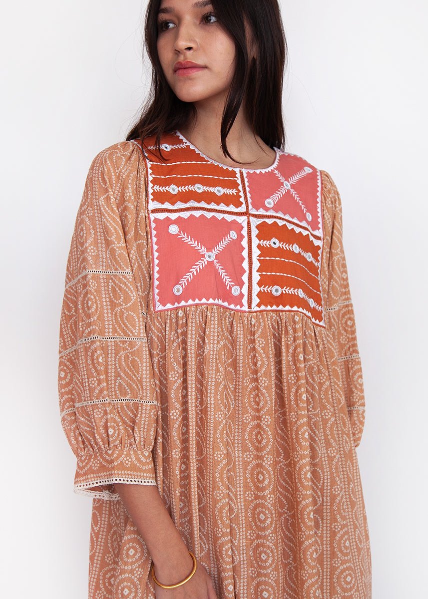 Seema Chomu Kaftan